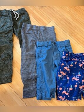LIKE NEW! BUNDLE! 4 PAIRS! Old Navy Kids Toddler Assorted Pants Sz 5T
